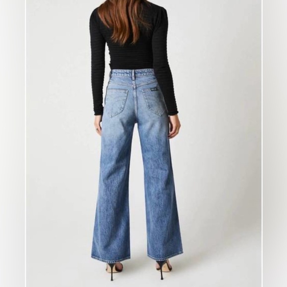 ROLLA'S Studio Flare High Rise Jeans - EUC - Picture 2 of 5